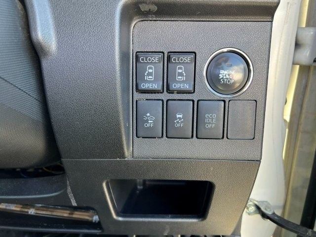 DAIHATSU TANTO CUSTOM 4WD 2015 Image 31