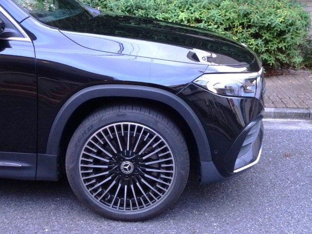 MERCEDES BENZ EQB 2022 Image 31