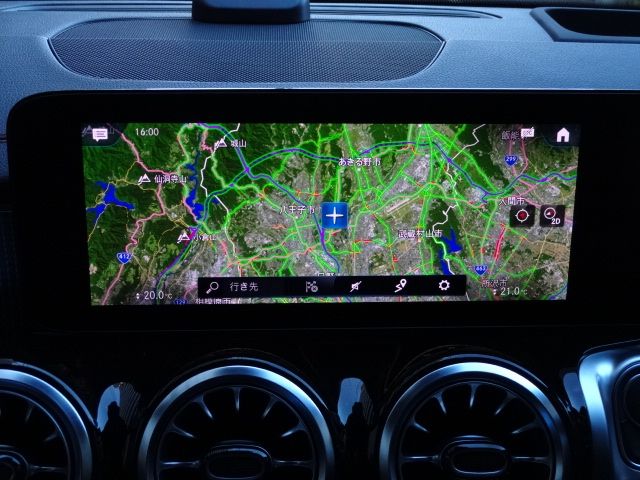 MERCEDES BENZ EQB 2022 Image 31