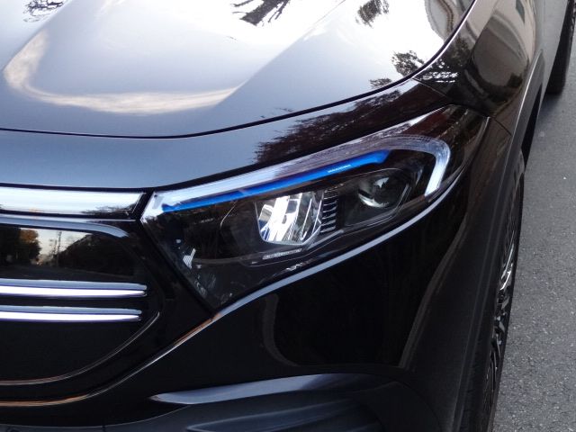 MERCEDES BENZ EQB 2022 Image 31