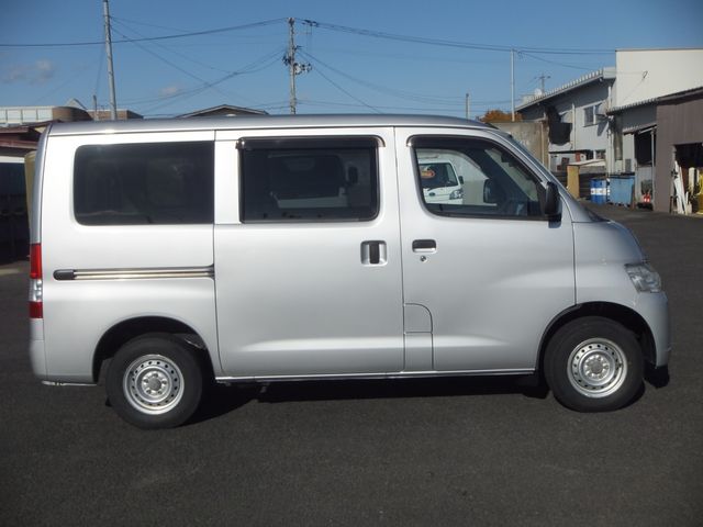 TOYOTA LITEACE VAN 4WD 2019 Image 31