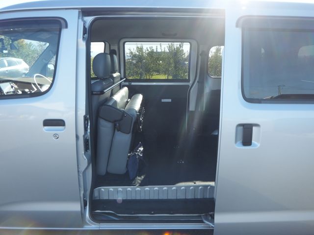 TOYOTA LITEACE VAN 4WD 2019 Image 31