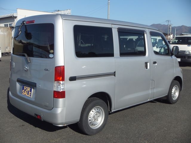 TOYOTA LITEACE VAN 4WD 2019 Image 31