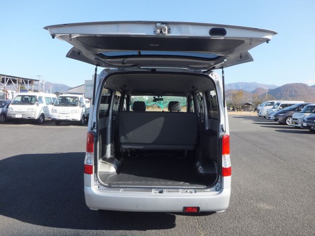 TOYOTA LITEACE VAN 4WD 2019 Image 31