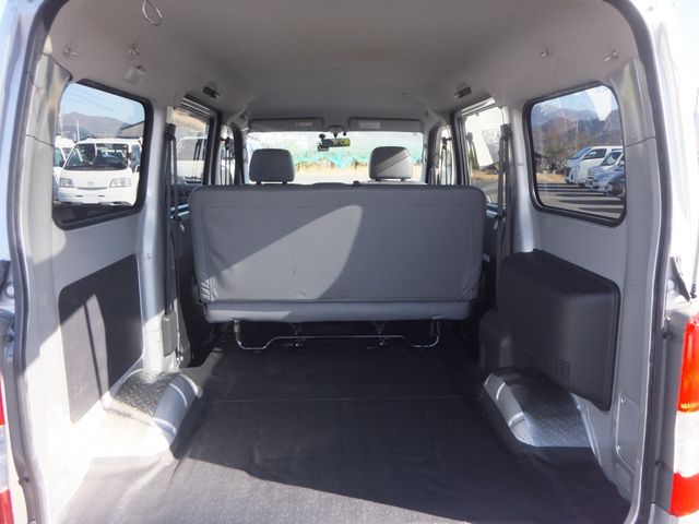 TOYOTA LITEACE VAN 4WD 2019 Image 31