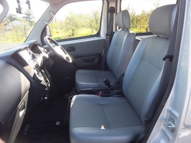 TOYOTA LITEACE VAN 4WD 2019 Image 31