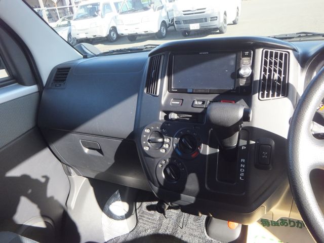 TOYOTA LITEACE VAN 4WD 2019 Image 31