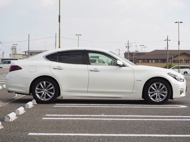 NISSAN FUGA HYBRID 2016 Image 31