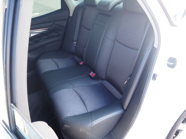 NISSAN FUGA HYBRID 2016 Image 31