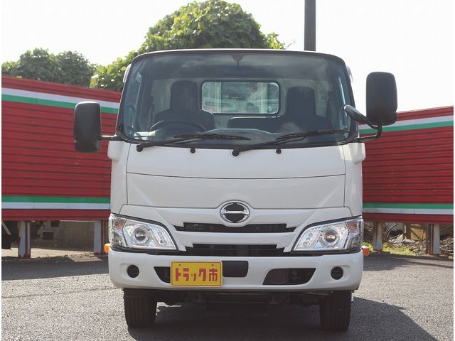 HINO DUTRO 2019 Image 31