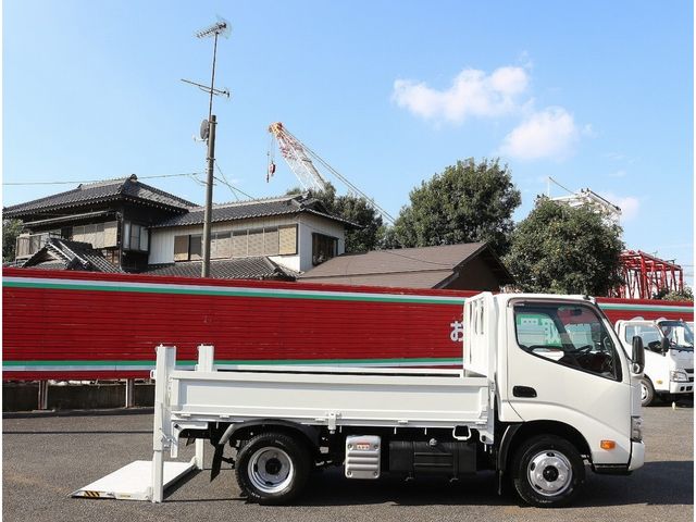 HINO DUTRO 2019 Image 31