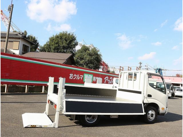 HINO DUTRO 2019 Image 31