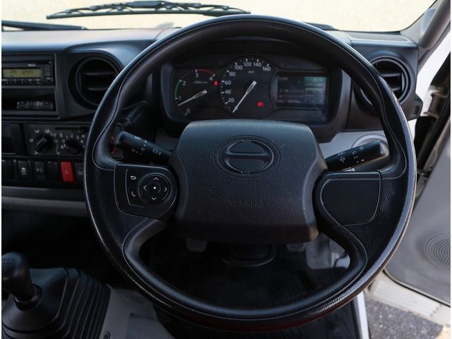 HINO DUTRO 2019 Image 31