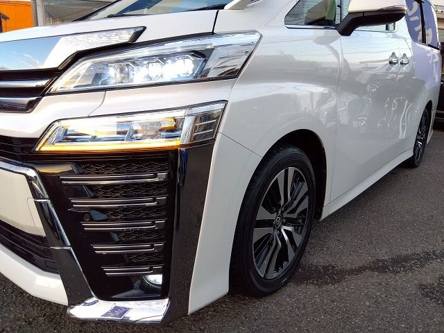 TOYOTA VELLFIRE 2019 Image 31