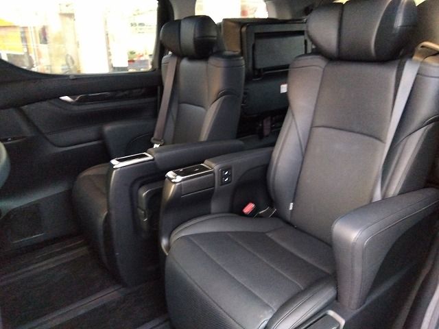 TOYOTA VELLFIRE 2019 Image 31