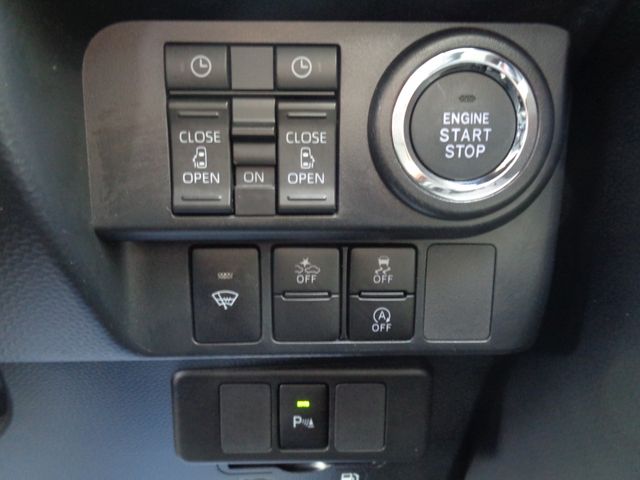 TOYOTA ROOMY 4WD 2020 Image 31