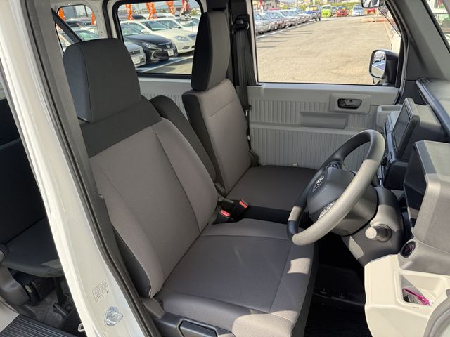 HONDA N-VAN E: 2024 Image 31