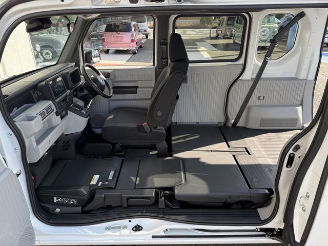 HONDA N-VAN E: 2024 Image 31
