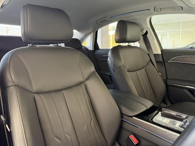 AUDI A8 2023 Image 31