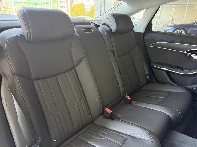 AUDI A8 2023 Image 31