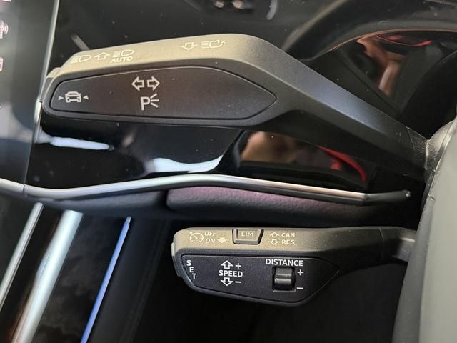 AUDI A8 2023 Image 31