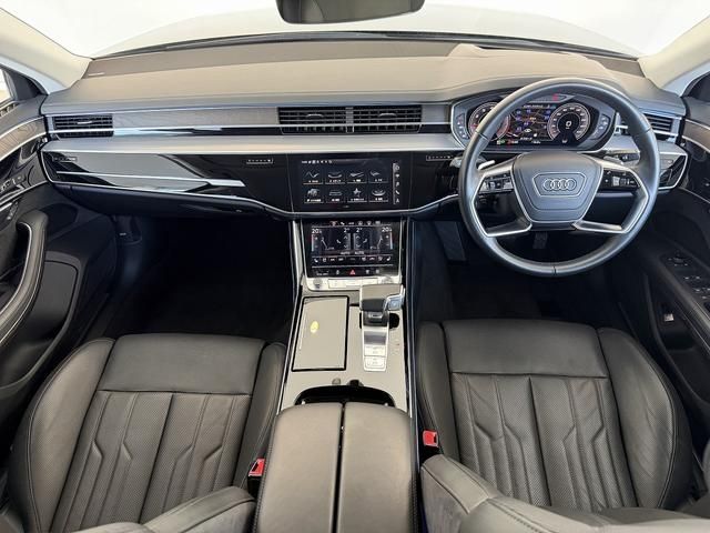 AUDI A8 2023 Image 31