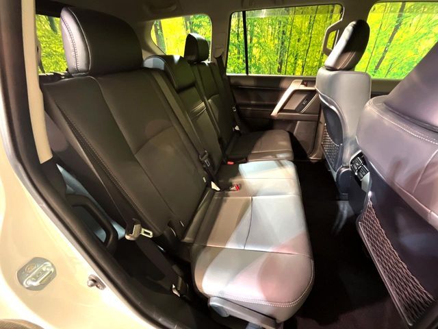 TOYOTA LANDCRUISER PRADO 2022 Image 31