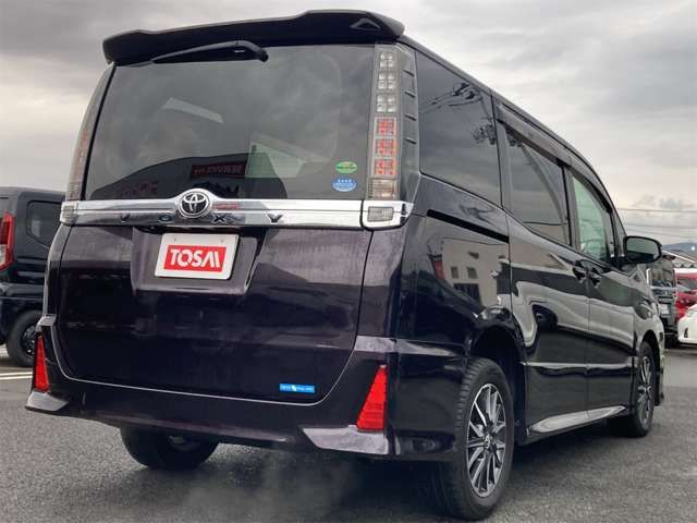 TOYOTA VOXY 4WD 2014 Image 31