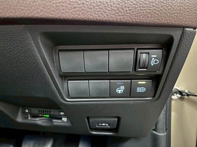 TOYOTA YARIS CROSS HYBRID 2023 Image 31