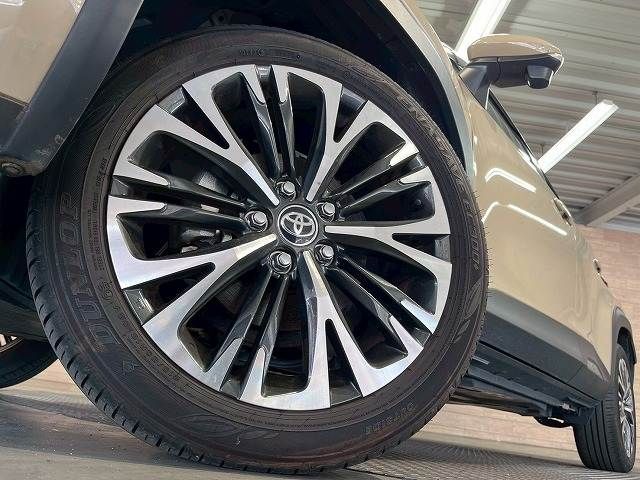 TOYOTA YARIS CROSS HYBRID 2023 Image 31