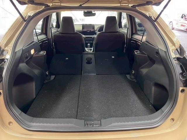 TOYOTA YARIS CROSS HYBRID 2023 Image 31