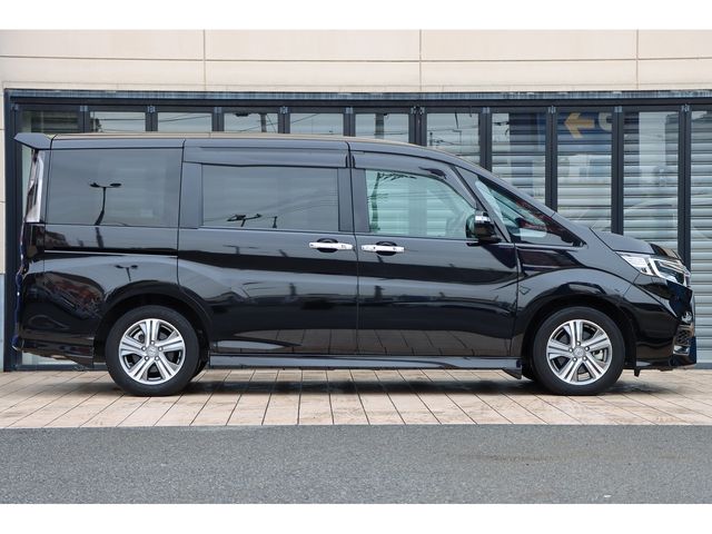 HONDA STEPWAGON E:HEV SPAD 2021 Image 31