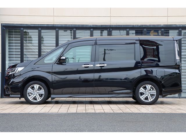 HONDA STEPWAGON E:HEV SPAD 2021 Image 31