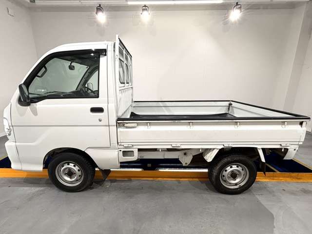 DAIHATSU HIJET TRUCK 4WD 2003 Image 31