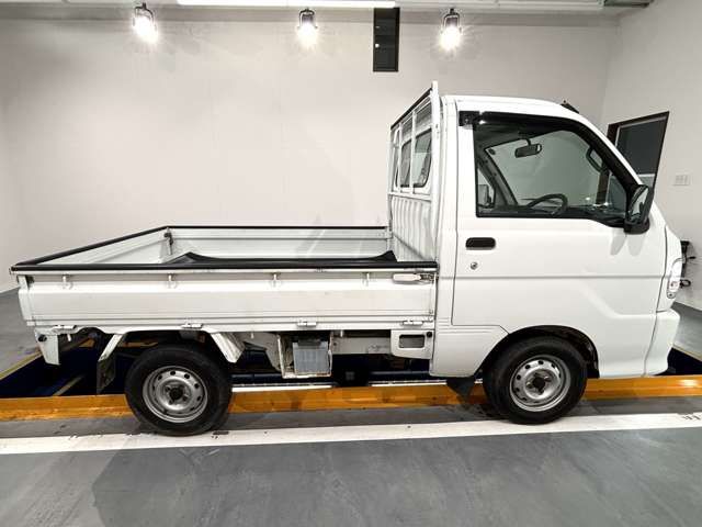 DAIHATSU HIJET TRUCK 4WD 2003 Image 31