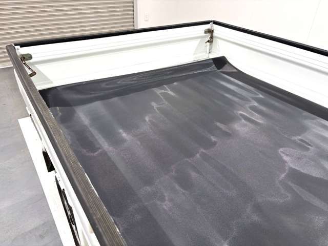 DAIHATSU HIJET TRUCK 4WD 2003 Image 31