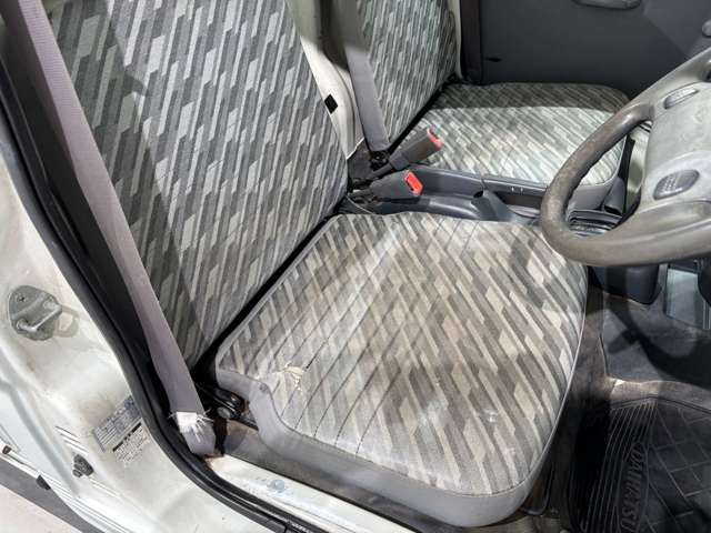 DAIHATSU HIJET TRUCK 4WD 2003 Image 31