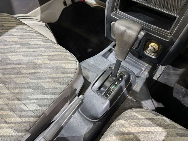 DAIHATSU HIJET TRUCK 4WD 2003 Image 31