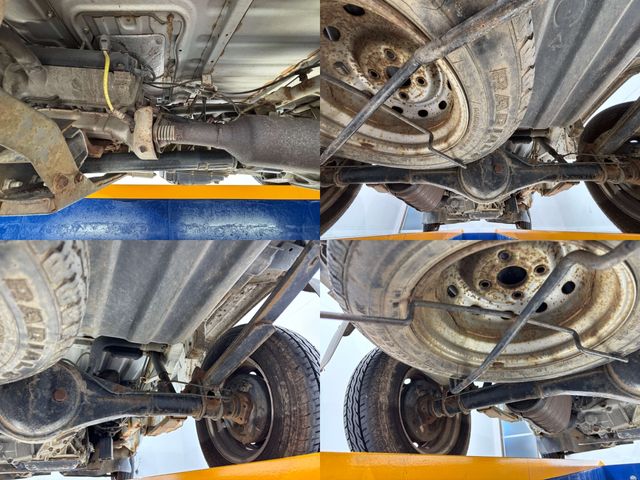 DAIHATSU HIJET TRUCK 4WD 2003 Image 31