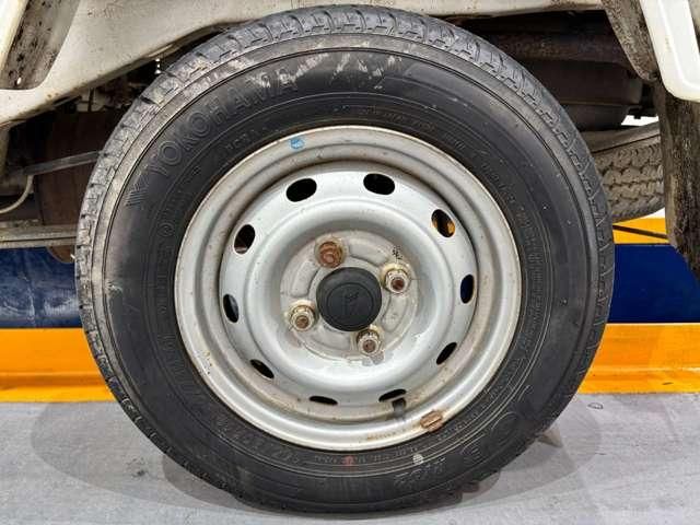 DAIHATSU HIJET TRUCK 4WD 2003 Image 31