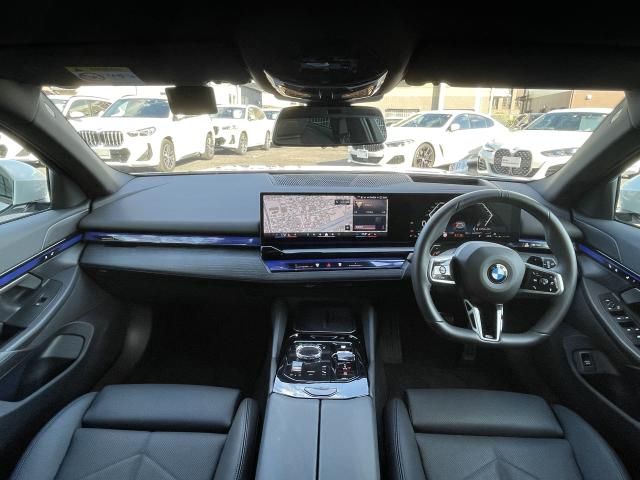 BMW 5SERIES TOURING 2024 Image 31