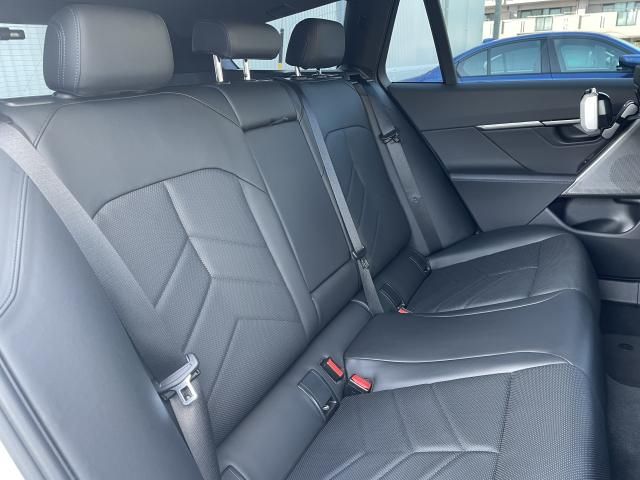 BMW 5SERIES TOURING 2024 Image 31