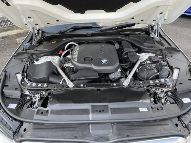 BMW 5SERIES TOURING 2024 Image 31