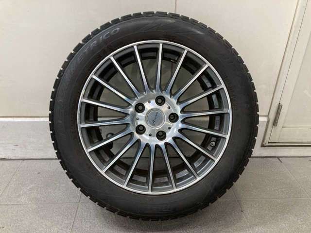 TOYOTA CROWN SEDAN HYBRID 4 2018 Image 31