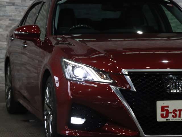 TOYOTA CROWN SEDAN 2016 Image 31