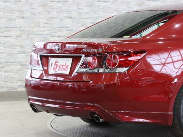 TOYOTA CROWN SEDAN 2016 Image 31