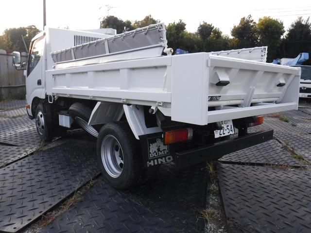 HINO DUTRO 2016 Image 31