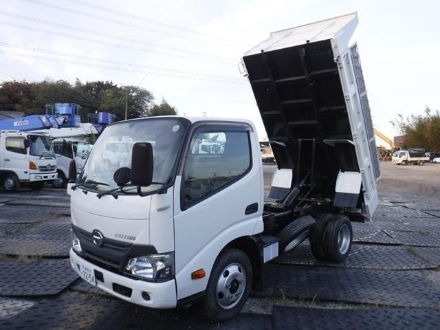 HINO DUTRO 2016 Image 31