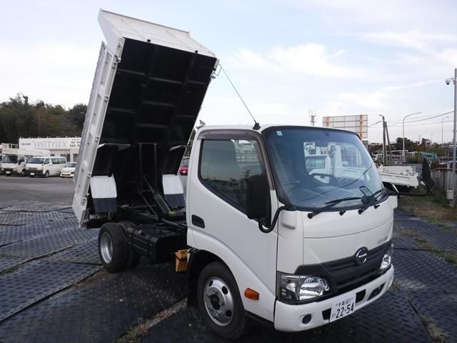 HINO DUTRO 2016 Image 31