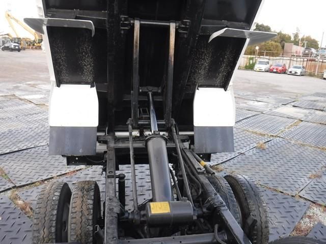 HINO DUTRO 2016 Image 31